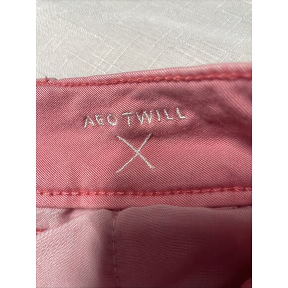 American Eagle Outfitters Barbie Pink MIDI Chino Stretch Shorts Womens Sz 6 - Picture 7 of 9